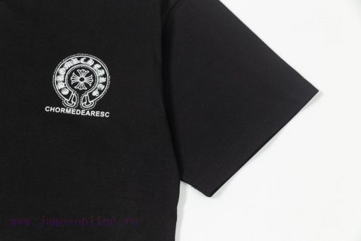 The Front And Back Of The CHROME HEARTS Short Sleeved T-shirt Feature High-end Hot Stamping And v948vhot - Image 7