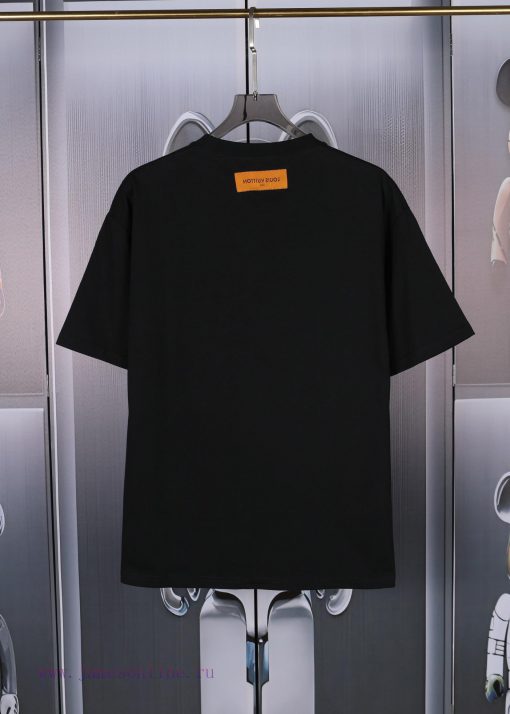 LV Louis Printed Embroidered New Short Sleeves Made Of High-quality Nylon And Smooth Pure Cotto tac0ymka - Image 4