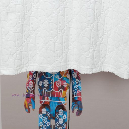 Dior DIOR's New Velvet Fabric Jacquard Short Sleeved T-shirt With A Triangular Opening On The C k47hn0ep - Image 8