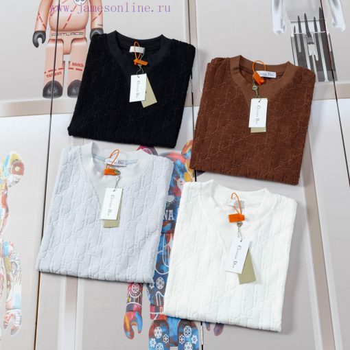 Dior DIOR's New Velvet Fabric Jacquard Short Sleeved T-shirt With A Triangular Opening On The C i4qzjur1 - Image 4