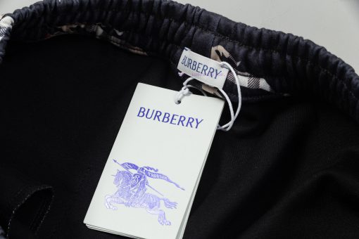 BARBURRY 2025 Summer EditionEssential Daily Commuting Attire For Both Men And WomenFull Body Pr kin8sbyt - Image 12