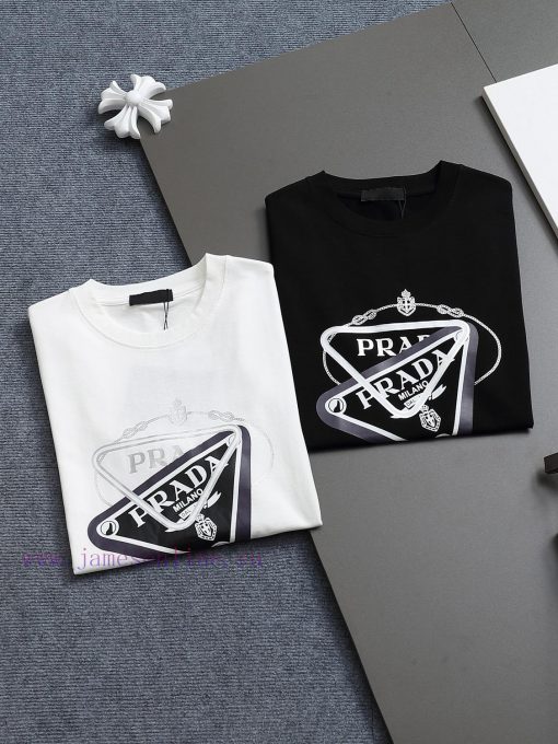 Prada Micro Width Edition XS-LPrada/25ss New Chest Printed Short Sleeved T-shirt This T-shirt C jx53gekf - Image 4
