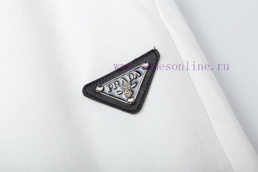 Prada 2025 New Custom Triangle Leather Badge Logo Classic And Simple Men's And Women's Daily Co soql1kph - Image 6