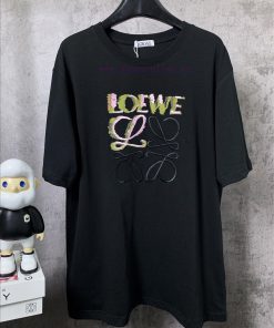 ️LOEWE * Luo YiweiLOEWE * Luo Yiwei Half Hand-painted Crow Embroidered Logo Short Sleeved T-shi a3m5z30s