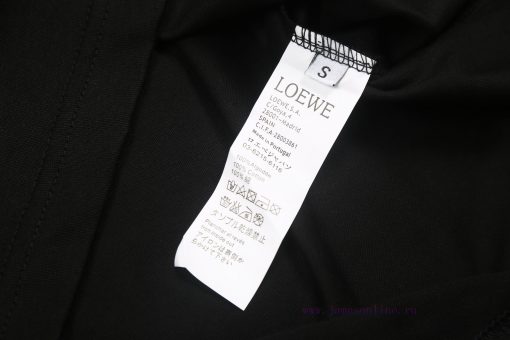 ️LOEWE * Luo YiweiLOEWE * Luoyiwei Misaligned Logo Embroidered Short Sleeved T-shirt-Customized plyeu87v - Image 12