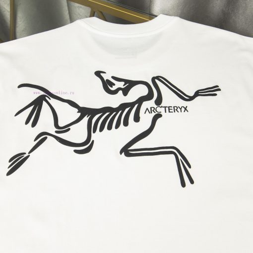[Ayc Teryx Archaeopteryx]2025FW Short Sleeved T-shirt With Front Bird Letters And Back Foam Log fwokwcqp - Image 5