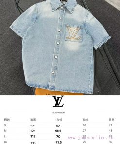 Louis Vuitton A New Limited Edition Denim Short Sleeved Shirt With A Large Pocket Logo Gold Gol gva3nhkv