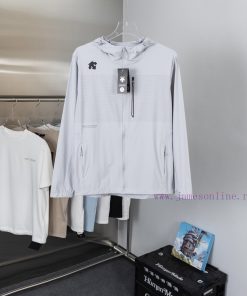 DESCENTE Diesel Sunscreen ClothingThe New Summer Sun Protection Jacket For 2025 Is A Lightweigh m5xdn8tt