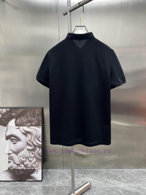 Burberry's New T-shirt With A Collar And Short Sleeved Polo Shirt Made Of Custom Fabric With Hi 4zfh5g82 - Image 5