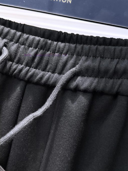 Kroxin Has Three Complete Labels For The New Men's Casual Shorts For The Summer Of 2025. The Hi 9jdhnwh0 - Image 8