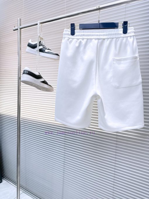 Kroxin Has Three Complete Labels For The New Men's Casual Shorts For The Summer Of 2025. The Hi h2vwxl47 - Image 3