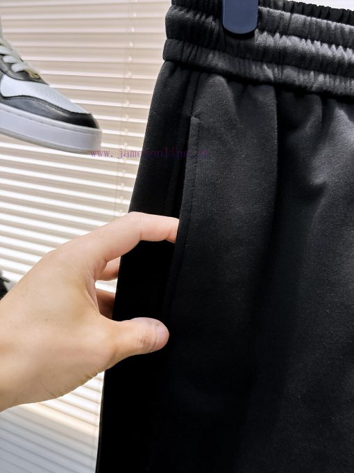 Complete Set Of Three Labels For Men's Casual Shorts In The Summer Of 2025 With High-end Custom ehonu198 - Image 8