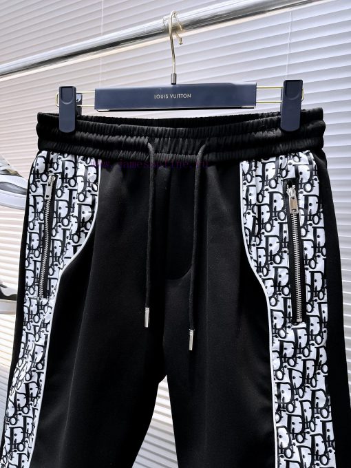 Dior's 2025 Summer New Men's Casual Shorts With Complete Three Standards High-end Customized Fa lrfsqsbw - Image 4