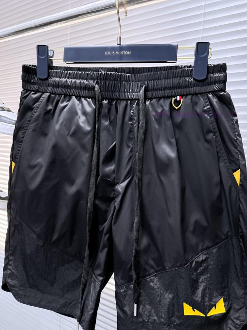 Fendi's New Men's Casual Shorts For The Summer Of 2025 Are Fully Equipped With Three Standards. bqxgtr4c - Image 4