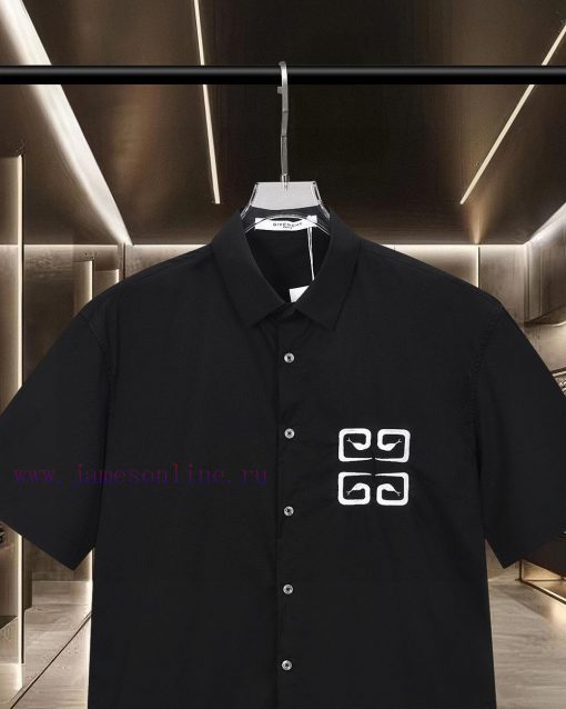 Givenchy Gvc's Popular Product Is Coming In The Year Of The Snake. The Classic Chest Front And onrvmsc4 - Image 4
