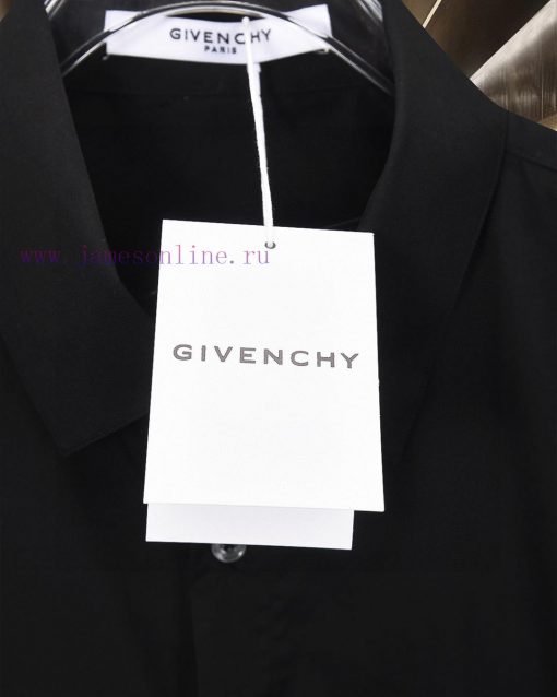 Givenchy Gvc's Popular Product Is Coming In The Year Of The Snake. The Classic Chest Front And onrvmsc4 - Image 7