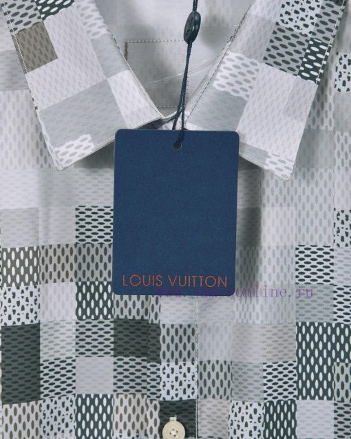 LV Louis Vuitton's Popular Item Is Coming! Camouflage Full Printed Checkerboard Pattern Chest L h80f4odf - Image 8