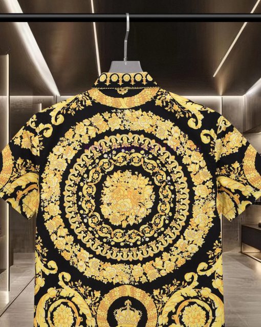 Versace's Hot Selling Item Is Coming! Medusa Palace Style Digital Printed Short Sleeved Shirt 2 8fbfir0a - Image 5