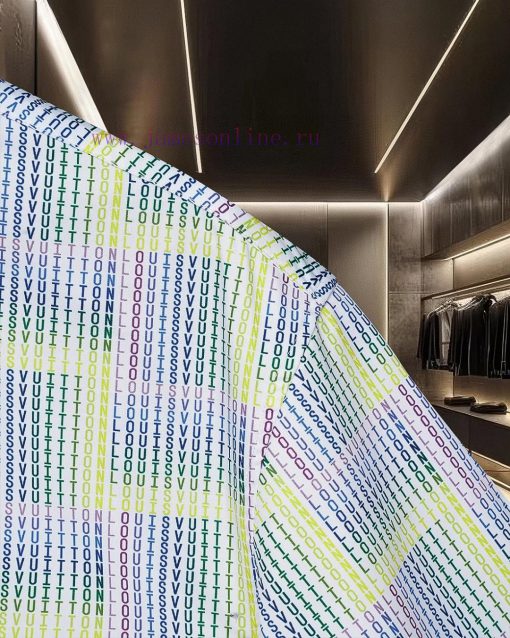 LV Louis Vuitton's Hot Selling Item Is Coming In 2025. The New Limited Edition Rainbow Gradient jzr5ek1v - Image 9
