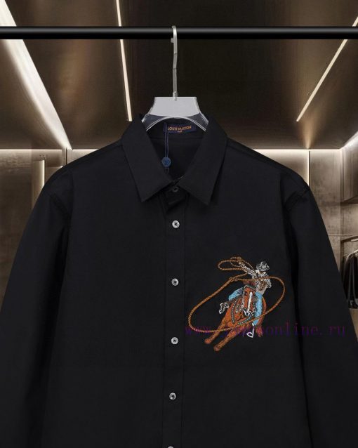 LV Louis Vuitton's Popular Fashion Show Is Coming Limited Edition Western Denim Horse Racing He rw1rr6o2 - Image 4