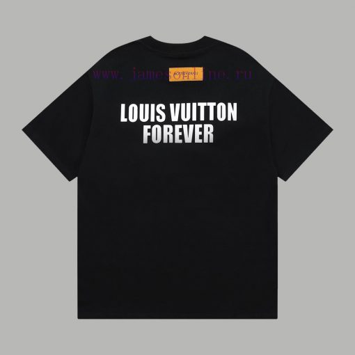 Top Differentiated CurrencyStyle: Louis Vuitton LV Offset Printed Three-dimensional Letter Shor zqn6pa3y - Image 3