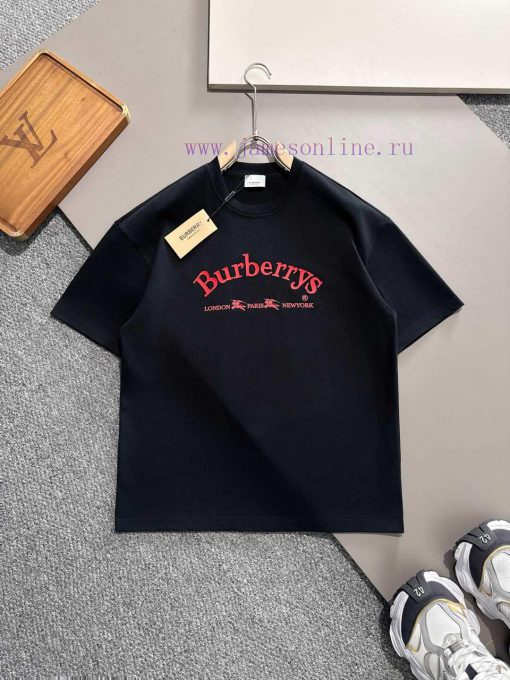 Burberry's New Pure Cotton T-shirt Printed Short Sleeved T-shirtThe Iconic Letter Pattern Is A krpkho3n