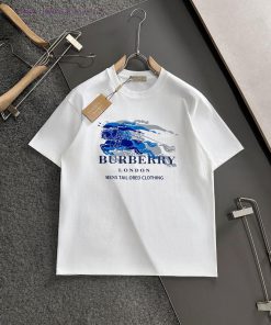 Burberry's Latest Couple's Short Sleeved T-shirt For 2025 Is Definitely A Top Of The Line Hot I cekj3suj