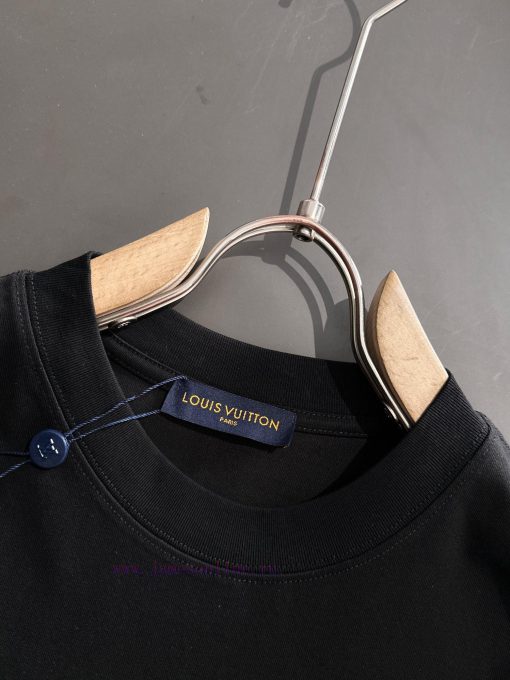 Lv 2025ss Summer Clothing New Product On Sale Classic Style That Has Stood The Test Of Time Lat n9832eol - Image 3