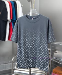 High-qualityLv 2025 Early Spring New Item Louis Vuitton MONOGRAM Vintage Gradient Short Sleeved gggxomua