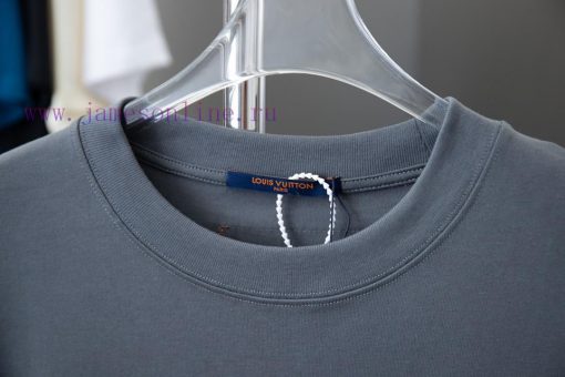 High-qualityLv 2025 Early Spring New Item Louis Vuitton MONOGRAM Vintage Gradient Short Sleeved gggxomua - Image 4