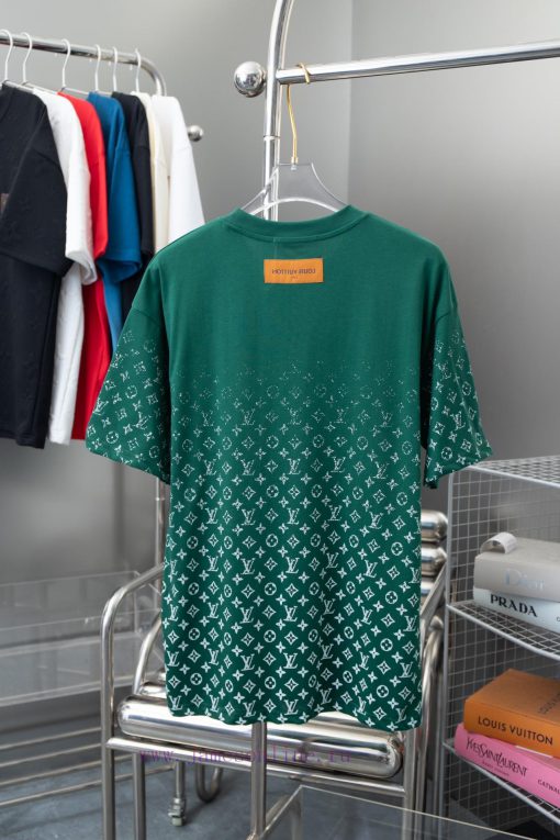 High-qualityLv 2025 Early Spring New Item Louis Vuitton MONOGRAM Vintage Gradient Short Sleeved d58rxgh1 - Image 3