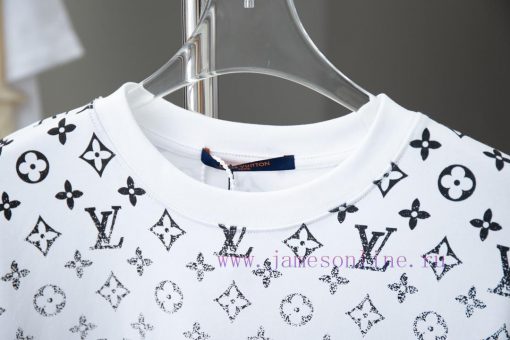 High-qualityLv 2025 Early Spring New Item Louis Vuitton MONOGRAM Vintage Gradient Short Sleeved z3mizal7 - Image 4