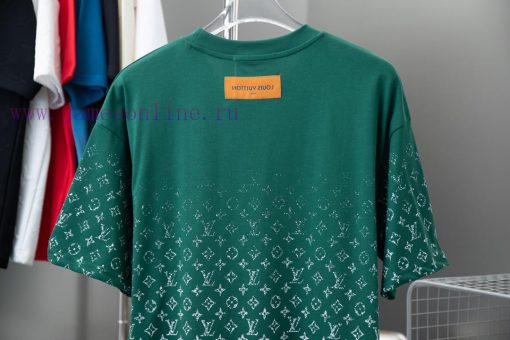 High-qualityLv 2025 Early Spring New Item Louis Vuitton MONOGRAM Vintage Gradient Short Sleeved d58rxgh1 - Image 9