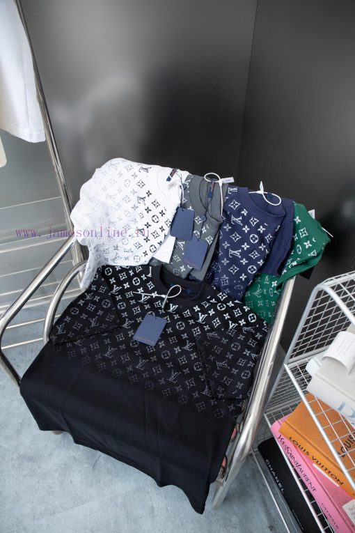 High-qualityLv 2025 Early Spring New Item Louis Vuitton MONOGRAM Vintage Gradient Short Sleeved 3drl6m4k - Image 9