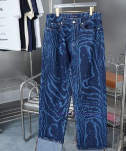 Louis LV 2025ss New Denim Shorts With Ripple Texture JeansLight Luxury Fashion Is A Must-have I nak6cl7b