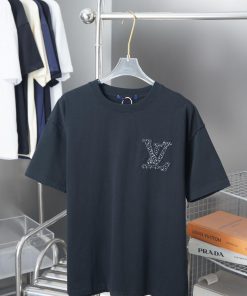 Louis LV 25ss Early Spring New Short Sleeved Hollow Embroidered LV Letter Short Sleeved ShirtLi s50ir8ol