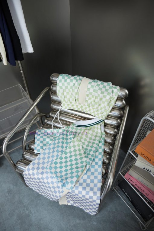 LV Louis Vuitton 25ss New Silk Gradient ShirtThe Damier Pattern Is Integrated With The Marque L byalibh0 - Image 10