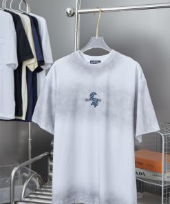 Ch * Ome Hearte 25SS Early Spring New Collection Kroheart Logo Printed Short SleeveLight Luxury ivmtf0ax