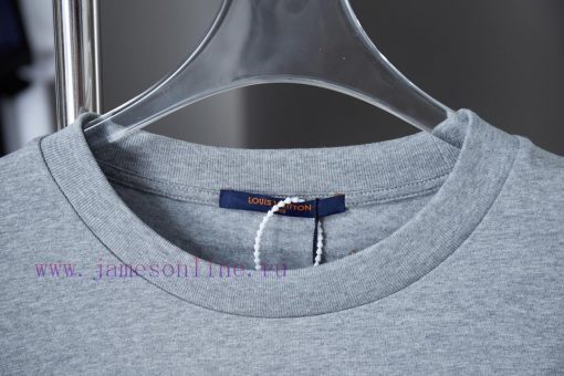 LV Louis Vuitton 25SS Early Spring New Collection Lv Letter Hot Diamond Short SleeveLight Luxur p68y5z5b - Image 4