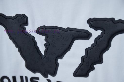 LV Louis Vuitton 25SS Early Spring New Three-dimensional Sponge Foam Lv Letter Short Sleeved Sh txhmereu - Image 8