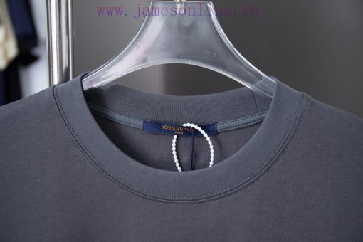 LV Louis Vuitton 25SS Early Spring New Three-dimensional Silicone Flocking Lv Letter Short Slee ep9hpbk3 - Image 4