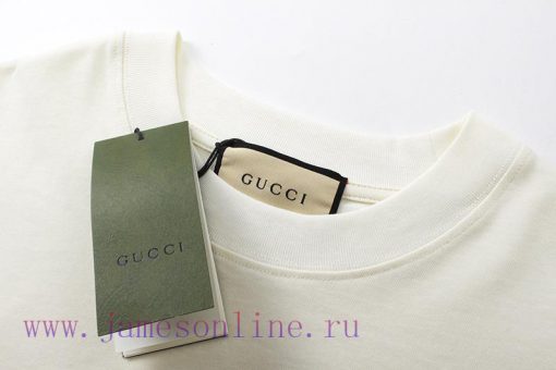 Not Taken Off The Shelves Throughout The Year If There Is Stock AvailableGucci Classic Large Lo z5gpa4tt - Image 4