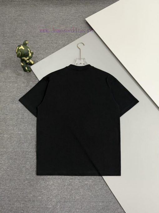 Burberry Round Neck Short Sleeved T-shirtThe Brand Logo Is Created Using The Cross Stitch Embro yo17o2rh - Image 3