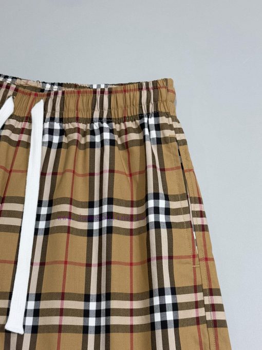 [High Quality] Burberry * Original High Quality Shorts 25s Spring/Summer Fashion Style With Cla kk9sb7yc - Image 4