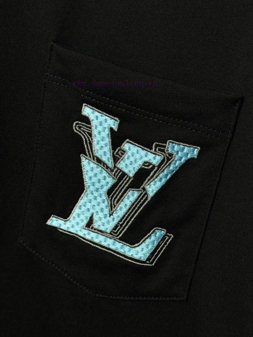 [High Quality] Louis Vuitton 25ss Spring/Summer Collection Features Embroidered Logo On The Che u5a8p4pj - Image 7
