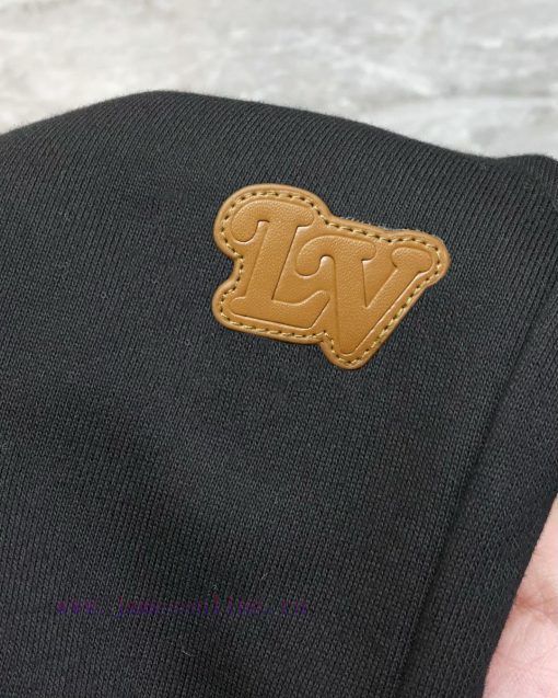 LV Louis Vuitton SS New Original Men's Casual Shorts Official Website Latest Release High-end Q fqwmo5ex - Image 7