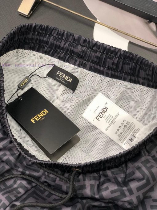 Fendi's New Summer Beach Pants For 2024 With A 1-1 Replica Of The Original Version On The Offic v2nhanha - Image 9