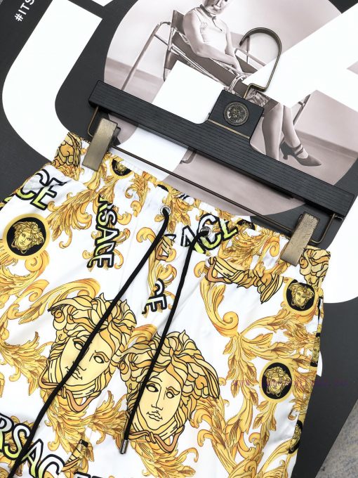 Versace 2024 Summer Men's Casual Shorts Beach Pants Customized Quick Drying Fabric Soft And Smo rc4h17kk - Image 5