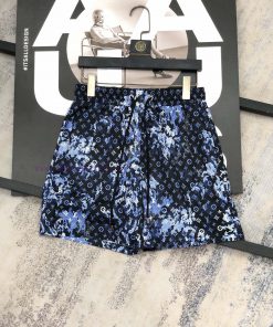 LV 2024 Summer Men's Casual Shorts Beach Pants Customized Quick Drying Fabric Soft And Smooth T nbvbrmni