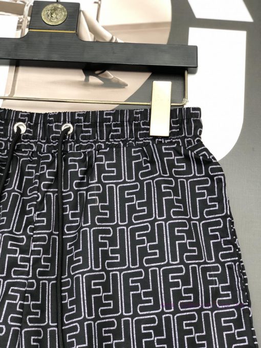 Fendi 2024 Summer Men's Casual Shorts Beach Pants Customized Quick Drying Fabric Soft And Smoot su2vh2kw - Image 7